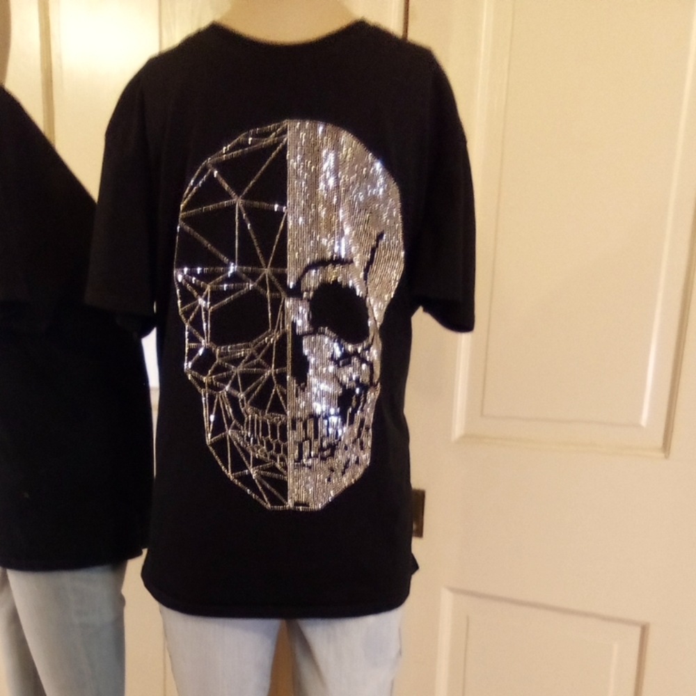 Skull head T-Shirt/ SZ L/ Black (Men's)  Excellent Condition